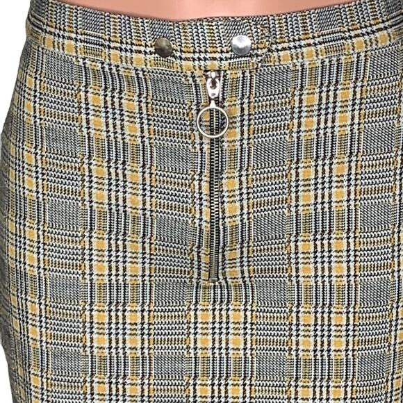 TOPSHOP Plaid Skirt Size 6 Front Zipper No Pockets Black and Yell… - Picture 5 of 7